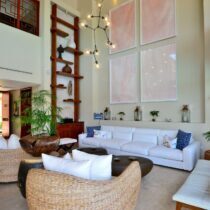 Exclusive Villa in the Marina 08